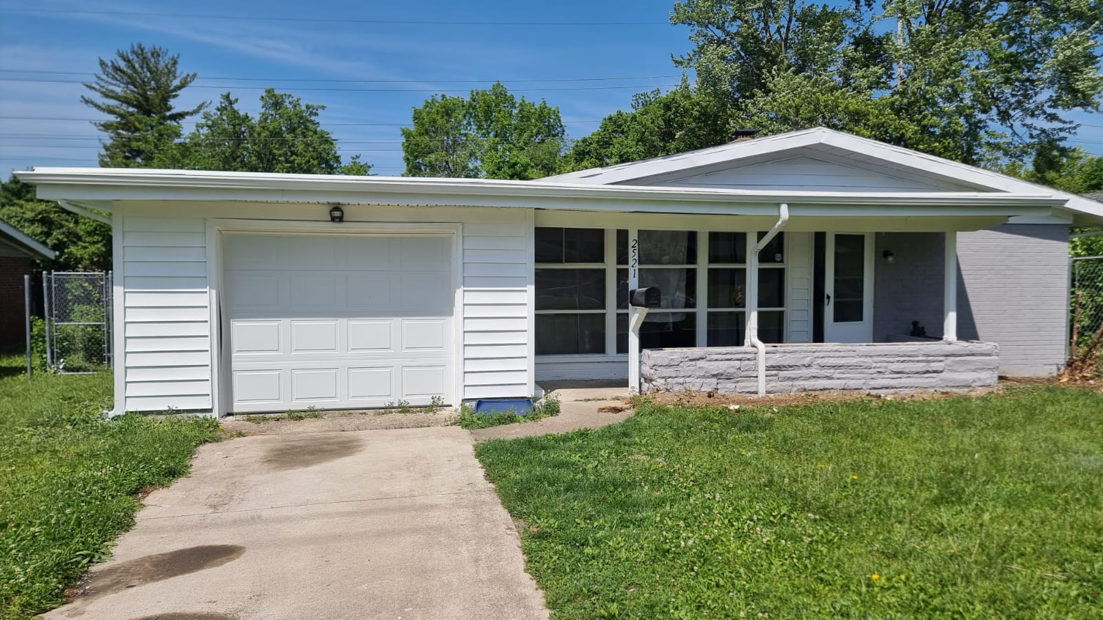 2521 Arlene Ave, Dayton, OH 45406.